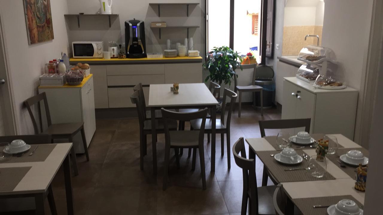 Bed and Breakfast Bb Opera Dei Pupi Syracuse Exterior foto